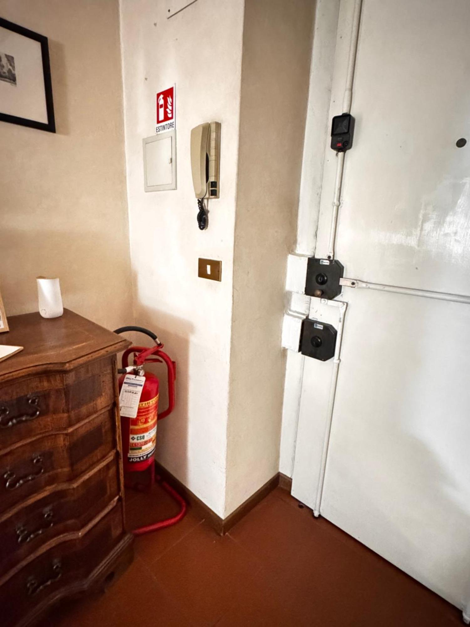 Suite Brunelleschi Florence - 14Th Century Suite Just 120 Steps From Cathedral - Intero Appartamento Exteriör bild